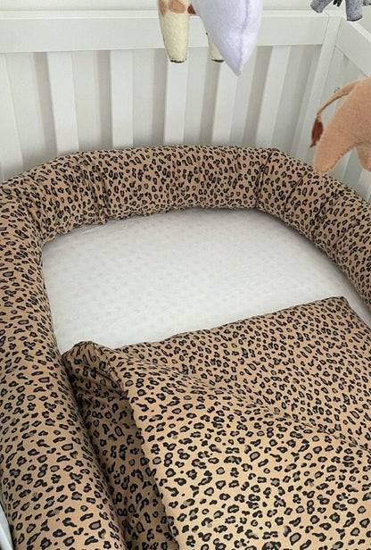 Filling Blanket for Crib & Baby Bed - Brown Spotted